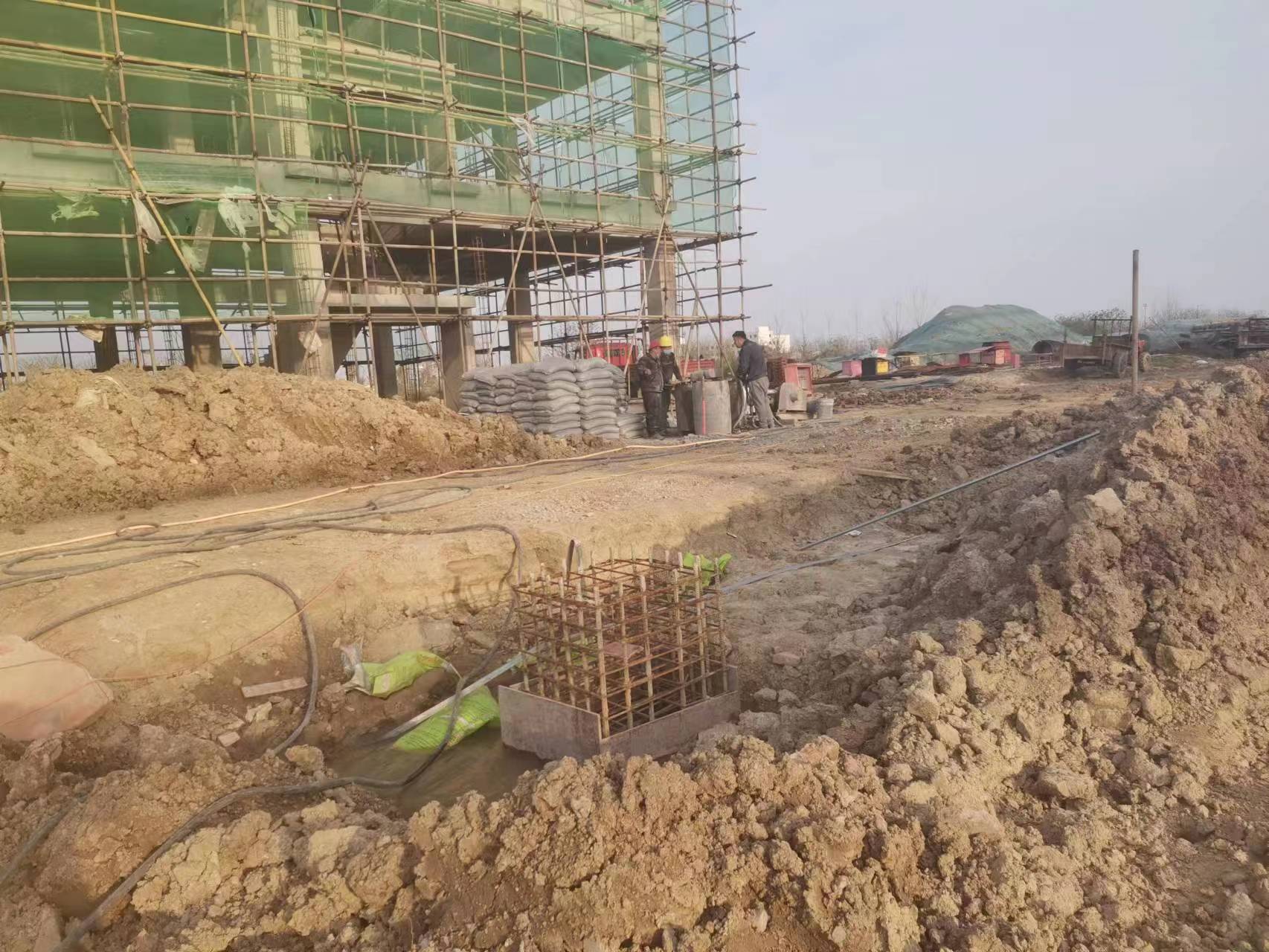 同心当桥梁出现裂缝的时候应该及时加固修补